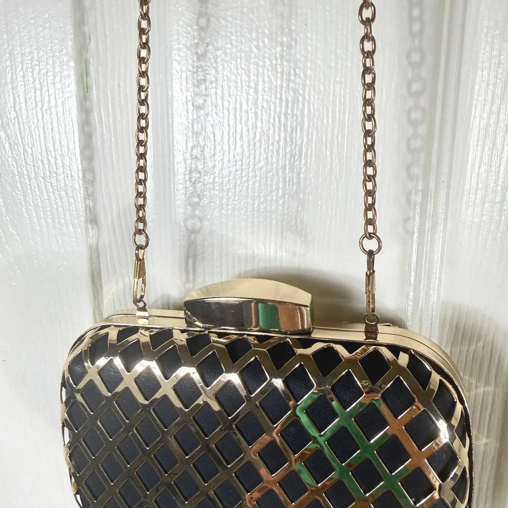 Black Gold Lattice Cage Box Clutch Evening Bag Hard Shell Glam Crossbody Chain